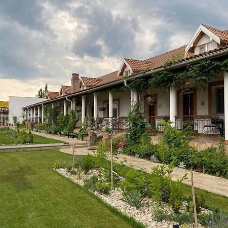 Country Club La Mesteceni Sebeş Екстериор снимка