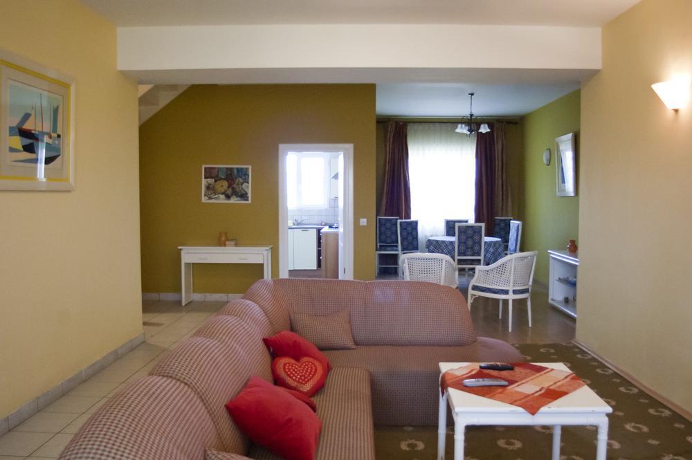 Country Club La Mesteceni Sebeş Екстериор снимка